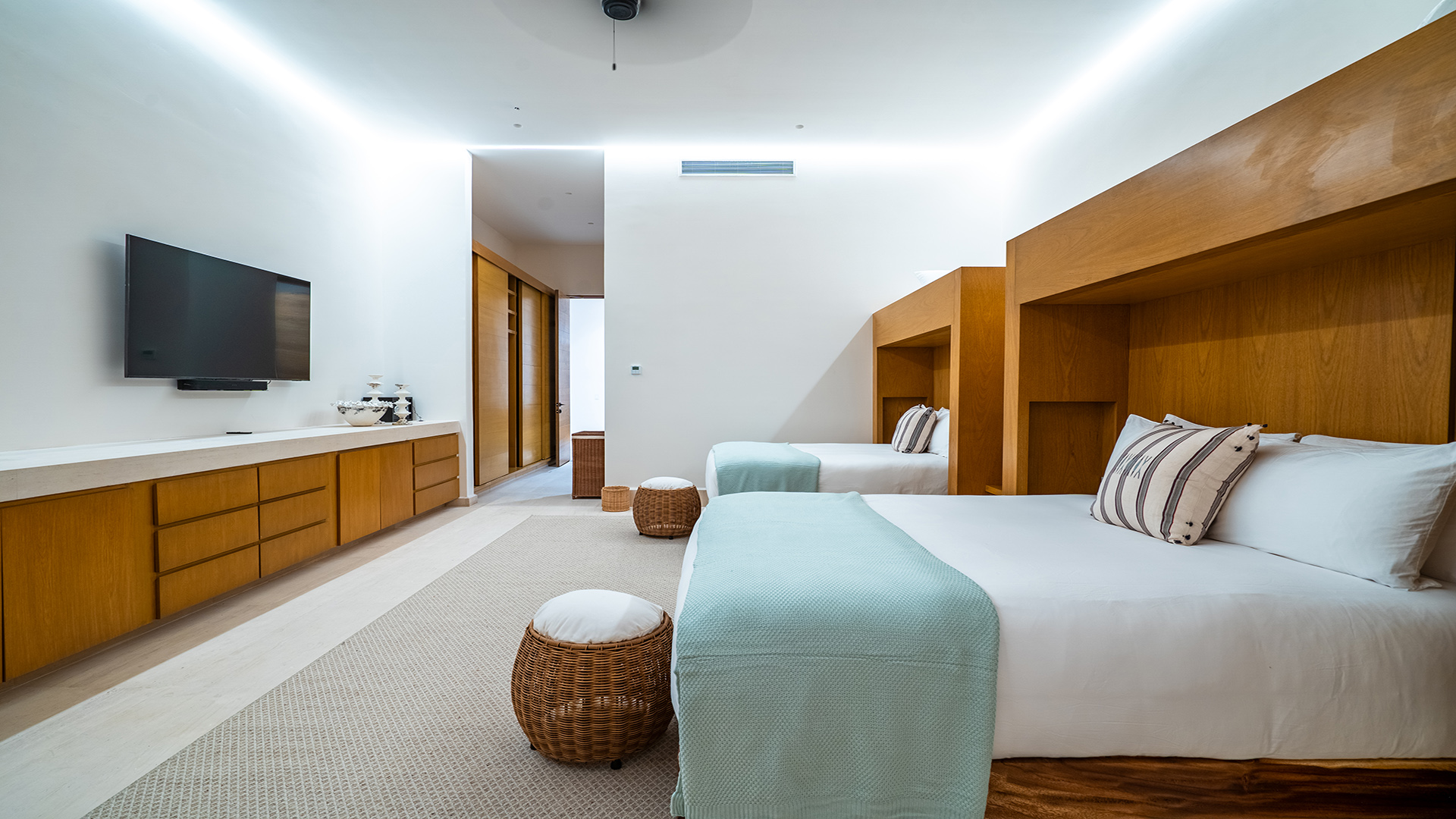 Luxury Rentals Punta Mita Ocean Front Iyari 2 -26.jpg